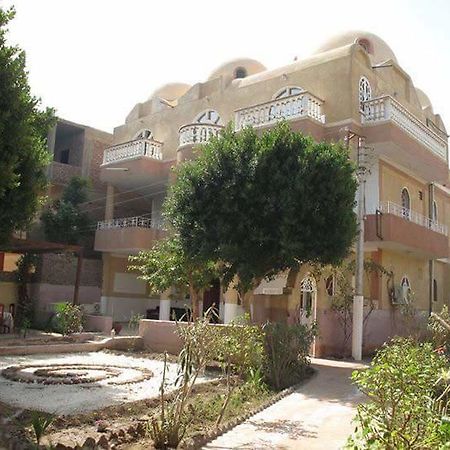 מלון Luxor Light Retreat מראה חיצוני תמונה